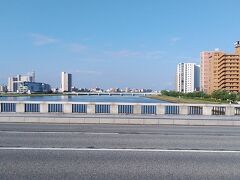 萬代橋