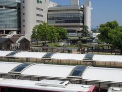 バスは ノンストップで「京都競馬場」に連れてきてくれた
　