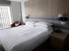 目覚めは玉置浩二の曲！！！
玉置浩二公式のユーチューブだから

アップして大丈夫かな？？？

「しあわせのランプ」です←好きな曲


あ！ベガスでは…
毎日、玉置浩二と安全地帯を聴いてました！！！

もしよかったら聴いてみて下さい…笑

https://youtu.be/NEyFUi0Z5-g?si=0TNux1JkKA2aodcZ



あと玉置浩二ファンの方、仲良くなりましょう♪