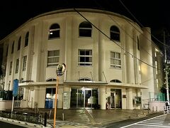旧 東京都中央区立十思小学校
東京都中央区日本橋小伝馬町5-1
竣工：1928年（昭和3）年
設計：東京市土木局建築課
構造：鉄筋コンクリート造地上3階建
東京都選定歴史的建造物
総武本線の上をまたいでさらに西へ、22:21です