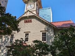 札幌の象徴時計台です