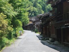 往時をしのぶ事の出来る妻籠宿の風景です