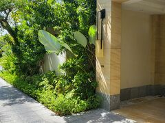 今日から7泊
Mulia・Villas

バトラー付き
バギーでお部屋へ