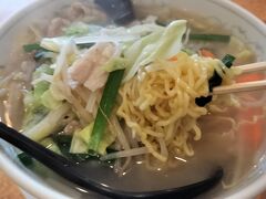 お昼を食べに高田馬場へ。