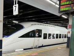 　白いソニック入線。
