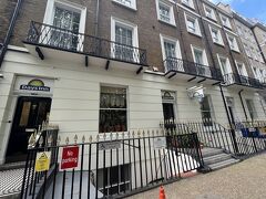 パディントン駅から徒歩3分

デイズイン バイウィンダム ロンドンハイドパーク

agodaより予約
