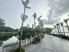 バイタクでタイ湖に戻ってきました
グラブ　22.800ドン＋間違って50.000ドンチップ

チャンクオック寺　入場料は無料ですが、肌の露出が多いと入れないのでご注意を
