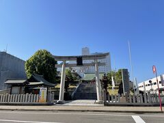 続いて佐佳枝廼社へ来ました。
徳川家康をはじめ、家康の次男である結城秀康
16代福井藩主　松平春嶽が祀られています。
葵のご紋がところどころにありました。