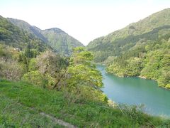 さらに庄川の下流に向かうと，流れが緩やかな場所があり，