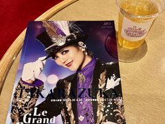 梅酒の味はほんのりする程度で緑茶の味はせず、ほぼ水みたいなよくわからない味で・・・(・・?)

梅酒×緑茶の組み合わせ、ワタシ的にはナシでしたー！！

プログラム＠１０００もめちゃ薄いですが、ショーだけだし特に書くことないですもんね。。。