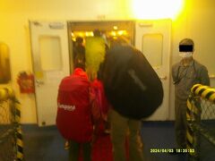 では、約20年ぶり、令和初の関釜フェリーに乗船しましょう。