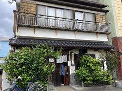 下田で一番古い老舗鰻屋の　小川家（おがわや）！
下田に来たらいつもお世話になっている下田で最古のうなぎの名店！
