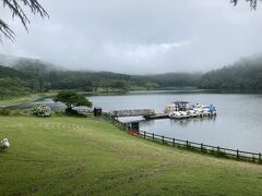 志高湖はこんな感じの小さな湖