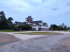 お城本丸です。
富山市郷土博物館になっているそう。
