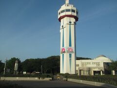 子供達が遊び足りないので
はまなす自然公園へ行きました
これは宇宙展望塔らしいです
