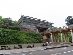 お堀通り