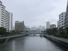 西深川橋を渡ります