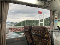 行きは雨でよく見えなかった小鳴門橋