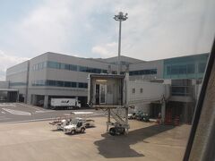 色々と考えていたら到着。
羽田空港第２旅客ターミナルでした。

出発も初めてですし、到着も今回が初めてです(´艸｀*)。