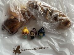 ぜ：わあ！焼きたてパン！

た：朝から気分が良くて、買いに行っちゃった。

い：うまそー！早速食うぜ！
