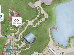 <ハリウッドスタジオ>

ところがスカイライナーが強風で空中に止まったまま動きません。
ファンタズミックの開園時間が迫り焦りました。

会場の場所をチェック。
ハリウッドスタジオに着いたら走って会場へ行かなくては･･･