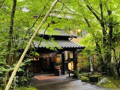 予想以上に楽しめたアフリカンサファリを後にして、1泊目の宿泊先、黒川温泉 旅館山河へ。
1時間15分ほどで到着ー。

実はこちらの旅館山河に泊まるのは2回目。
1回目は2017年だったので、もう7年前でした。
https://4travel.jp/travelogue/11244848