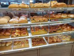 ファミリーマートのパン