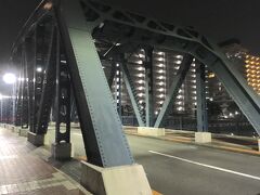 西深川橋を渡って小名木川を越え、清澄白河エリアに入りました。
この辺りのチェックポイントは既に閉館しているため、通り過ぎて西へ。
