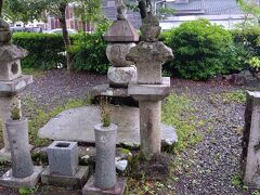 玉姫の墓