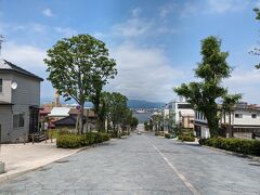 南部坂は英国領事館や公会堂に向かいます