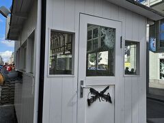 小屋の中に少し展示があります