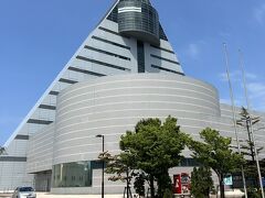 青森県観光物産館アスパム