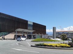 チェックアウト後、駅まで送迎していただきました