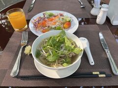 フエ3日目の朝です。今日の朝食はベトナムらしくフォーをいただきました。