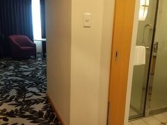 名古屋1泊目はＡＮＡクラウンプラザホテルグランコート名古屋。