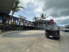 【セントラルフェスティバル（モール）サムイ】

サムイ空港から、そんな距離でも、4－500バーツのタクシーしか無いと言う...