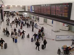 ●成田空港第2ターミナル

相方が帰国するため、成田までお出迎え。
千葉に引っ越して、自宅から、電車一本で成田空港まで出て来れる環境、素晴らしいとしか、言えない（笑）。
まだ時間があるので、展望デッキに行ってみます。

