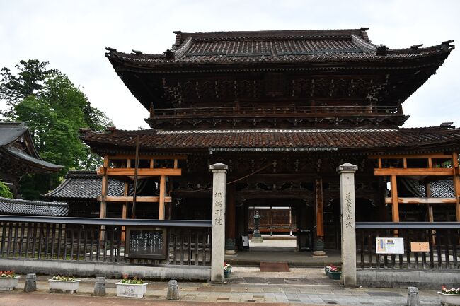 城端線終点の町は門前町』小矢部・福光・城端(富山県)の旅行記