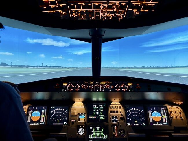 エアバスA320を操縦して来たよぉ～p(^0^)q メチャ本格的で難しい