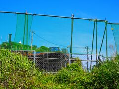 城ヶ島京急ホテル跡地。

新しいホテルが出来るとかいう噂がありますがどうなんだろう？
しかし、どうやって重機を入れるんだろう？