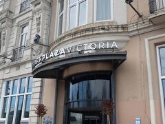 お手洗いに行きたくなって、こちらの高級ホテルのトイレをお借りしました。
