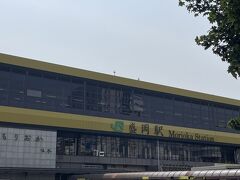 盛岡駅前でレンタカーを返し、新幹線の出発まで、駅ナカで楽しみます。