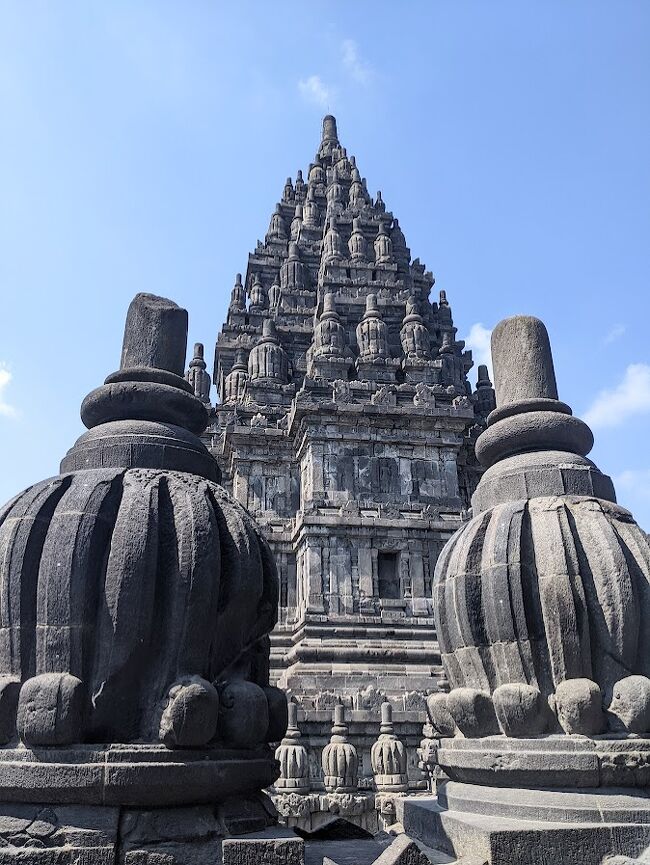 カボチャみたいな形のストゥーパ！<br />