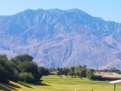 Tahquitz Creek Golf Resort　が一番パブリックっぽいが問題なし、2コース

すぐそば見える山のパームスプリングス エリアル トラムウェイ
標高2500ｍを超え一気に15分程度、上は涼しく展望もよく初めてなら必ず行くべきところです。