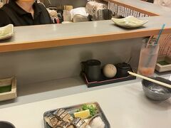 宿泊はホテルプラザアネックス横手にて。
夜ごはんは、ホテルの割引(このお店ではワンドリンクサービス)を利用し、
鳥九さんにていただきました。アットホームな雰囲気で最高！
三連休最終日にもかかわらずかなり盛り上がっていました。