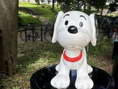 こんなスヌーピーも。鶴間公園入り口に。