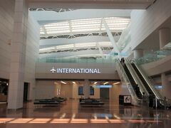 羽田空港第２ビル到着。出発は第2ターミナルの国際線ターミナルです。