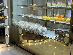 空港前に食事は無理そうなのでまたスイーツ