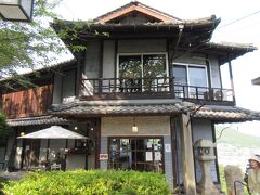 みはらし亭
尾道水道側の大きな窓のカフェスペースからは、日本遺産「尾道水道が紡いだ中世からの箱庭的都市」の絶景が広がります。