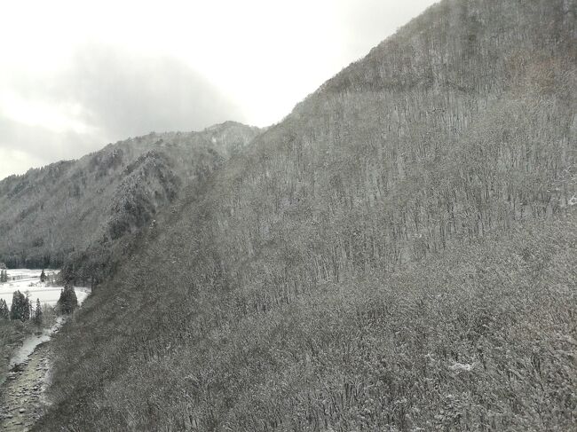 途中の景色、殆ど動画で撮ってしまったので写真はあまりありませんが、まるで水墨画のよう。（画像編集していません）